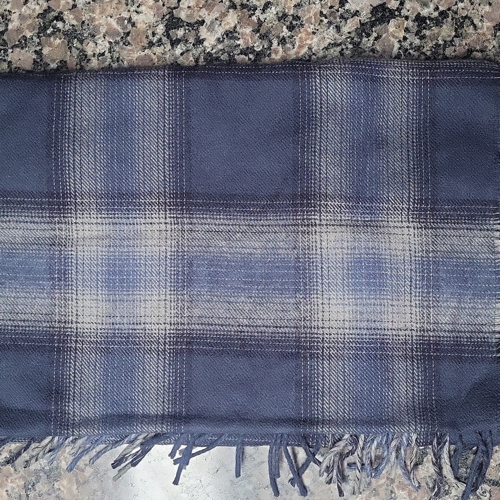 Target Men's blue gray black plaid scarf new acrylic Nwot